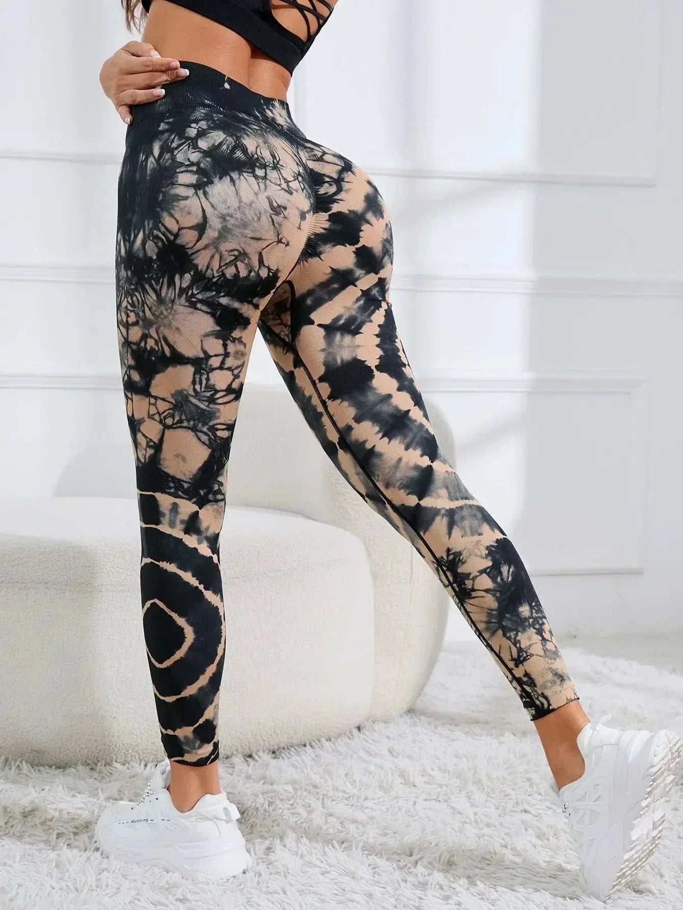 Retro Graphic Yoga Pants For Gym Workouts And Exercising #Comfy #HighQuality
