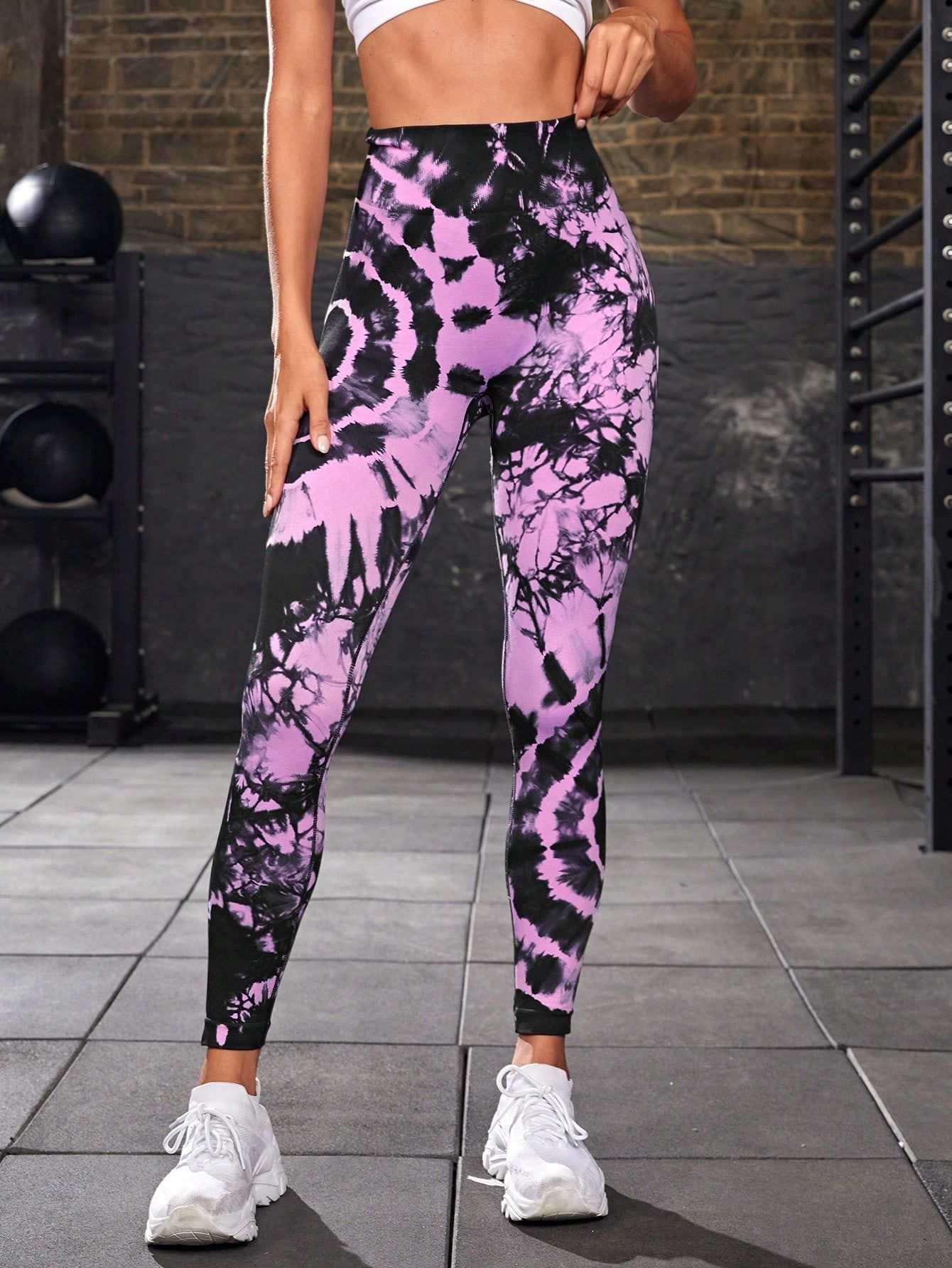 Retro Graphic Yoga Pants For Gym Workouts And Exercising #Comfy #HighQuality