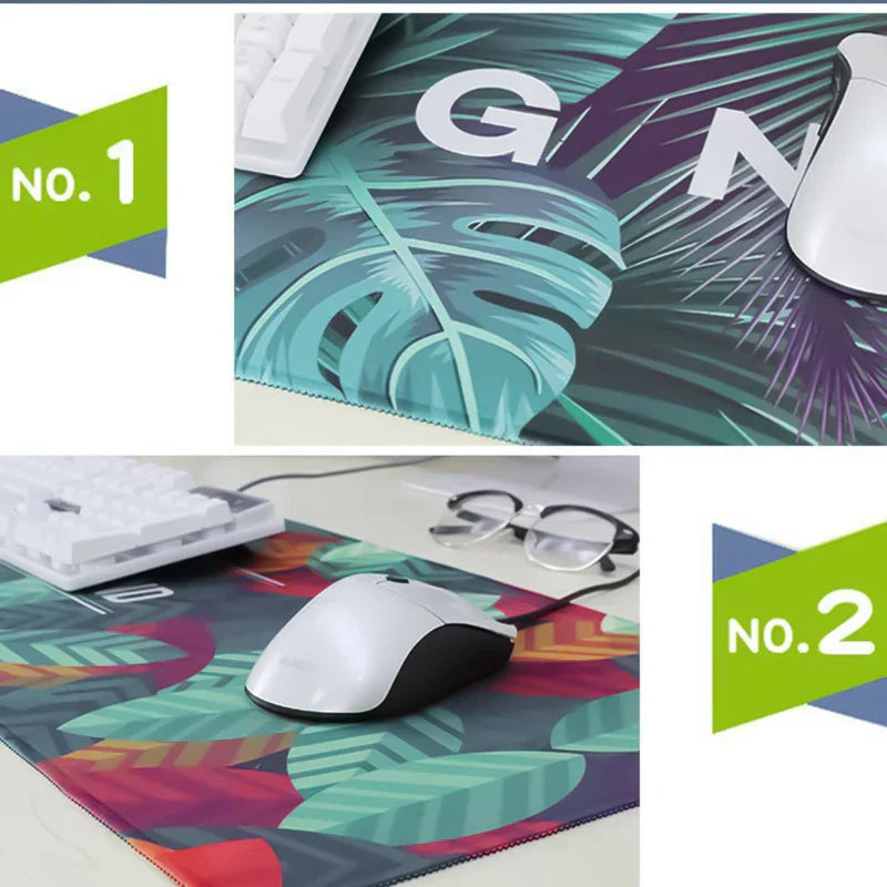 iguro And Mitsuri Love Bloom Desk Mat