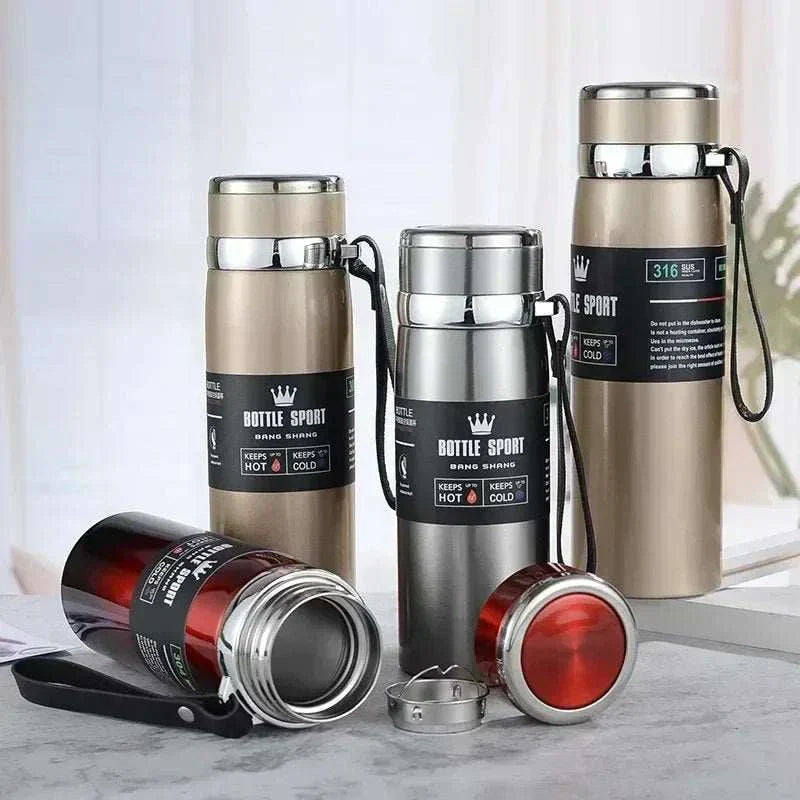 Set of high-quality 1L thermal water bottles in metallic colors with vacuum insulation, designed to keep drinks hot or cold for 6-12 hours.