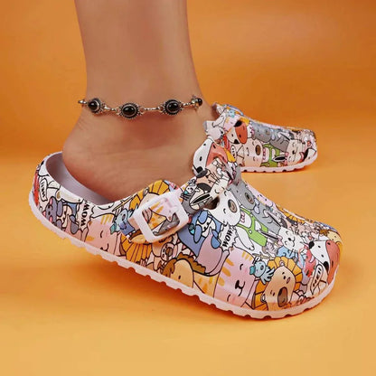 Super cute croc style slip-ons with colorful animal print pattern for women, flat heel slippers perfect for spring and autumn.